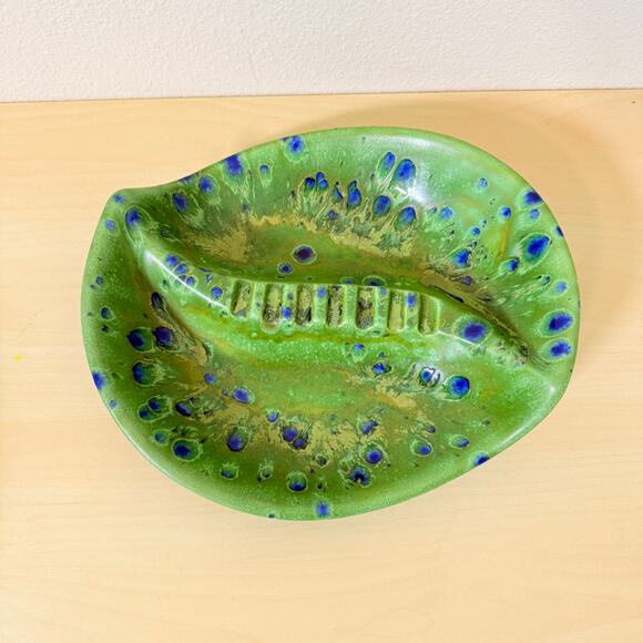Vintage Large Ceramic Ashtray Green Blue Drip Glaze MCM Lily Pad 9.5" - Picture 1 of 8